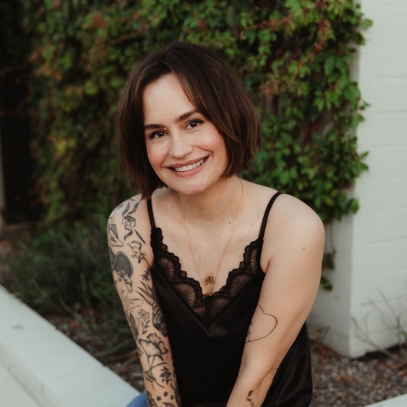 Meet your Posher, Marcy - Picture 1 of 1